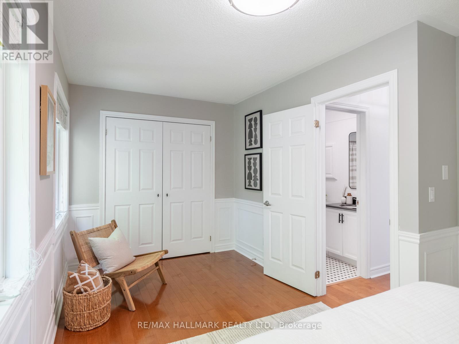 16 FITZGERALD MEWS