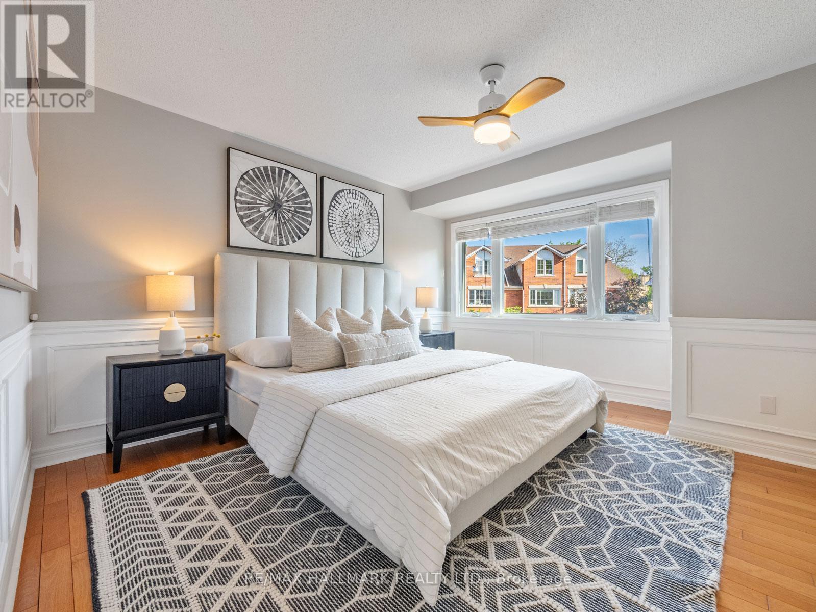 16 FITZGERALD MEWS