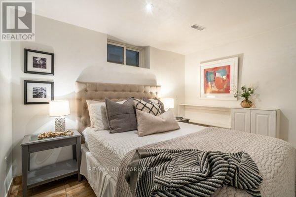 LOWER - 736 WOODBINE AVENUE