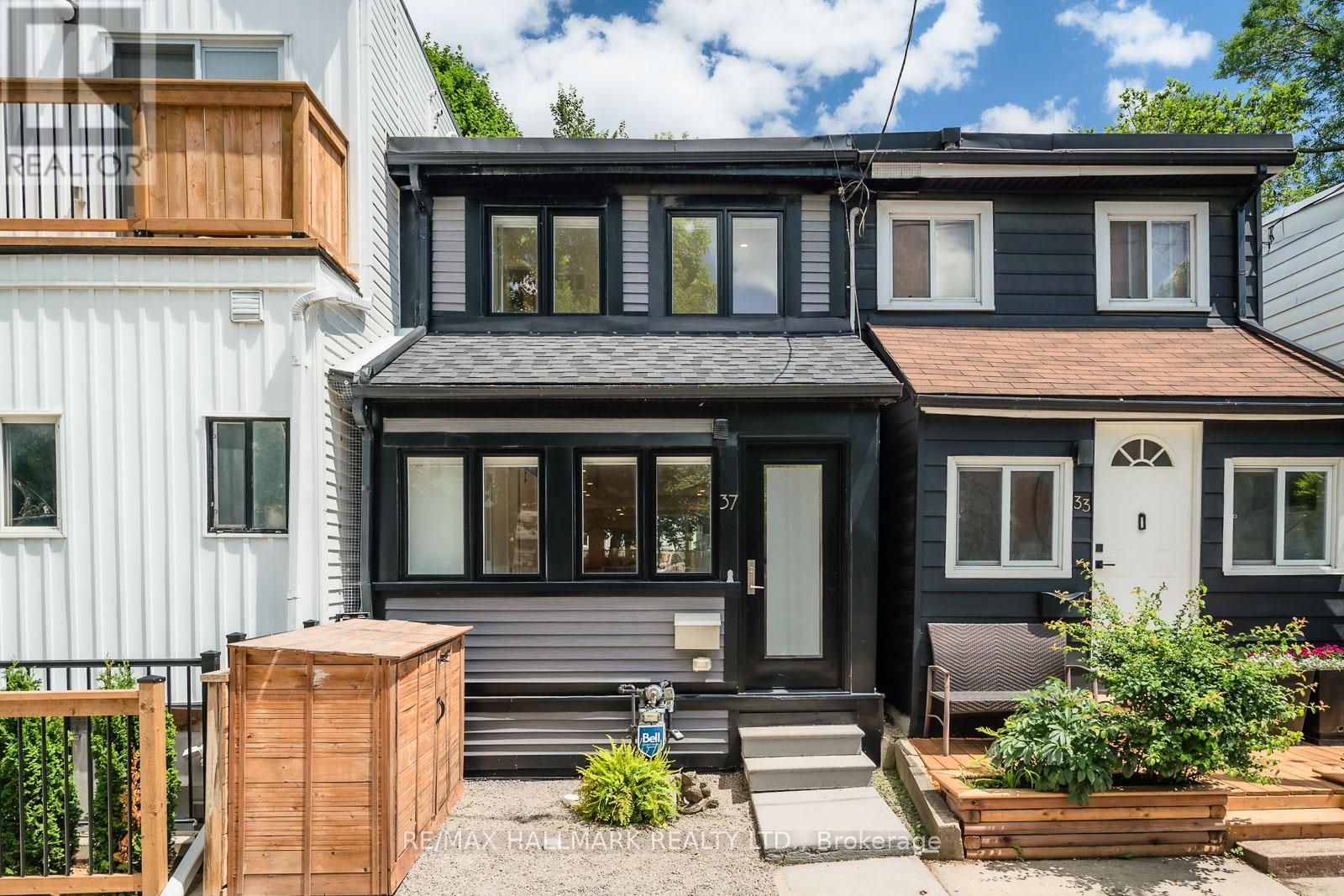 37 CRAVEN ROAD