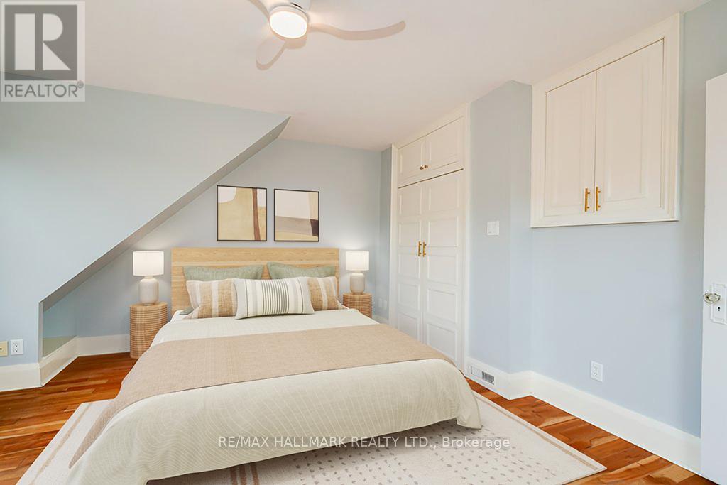 6 COLUMBINE AVENUE