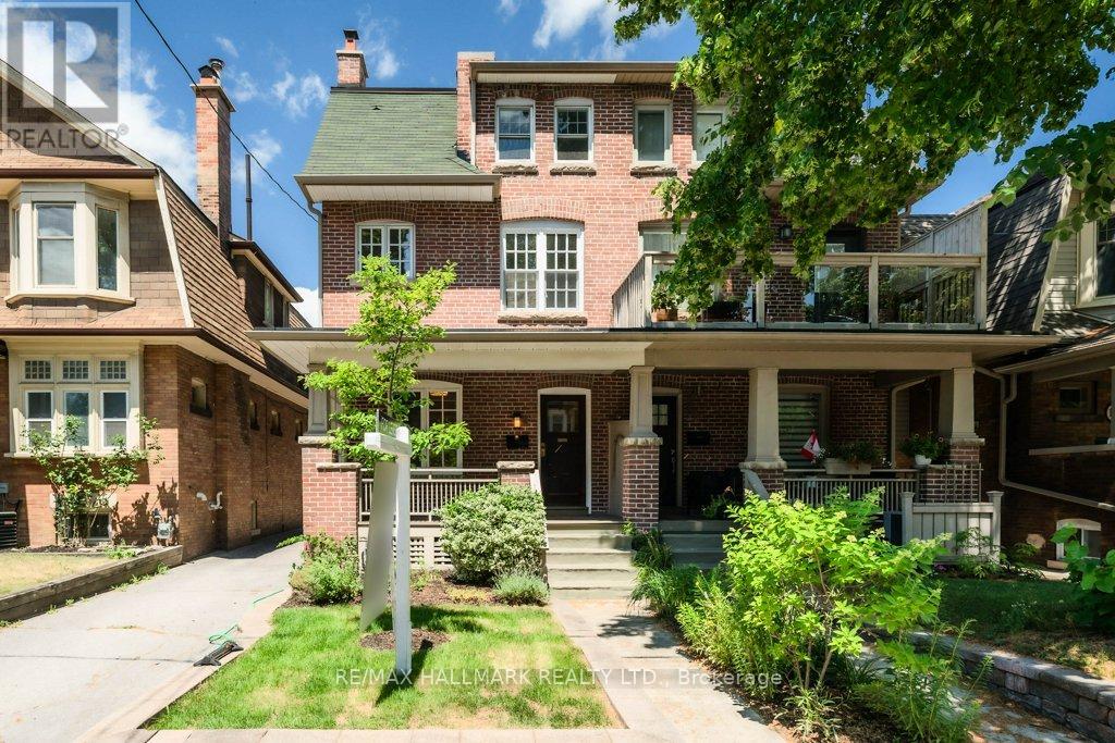 6 COLUMBINE AVENUE