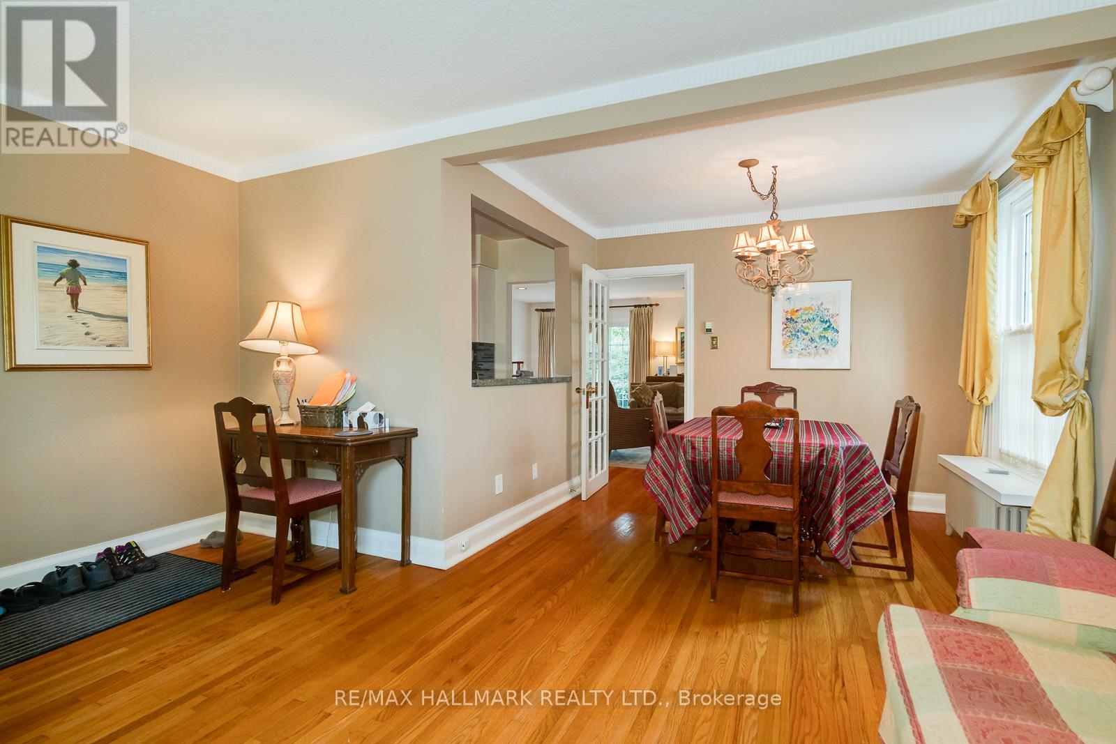 42 HUNT CLUB DRIVE