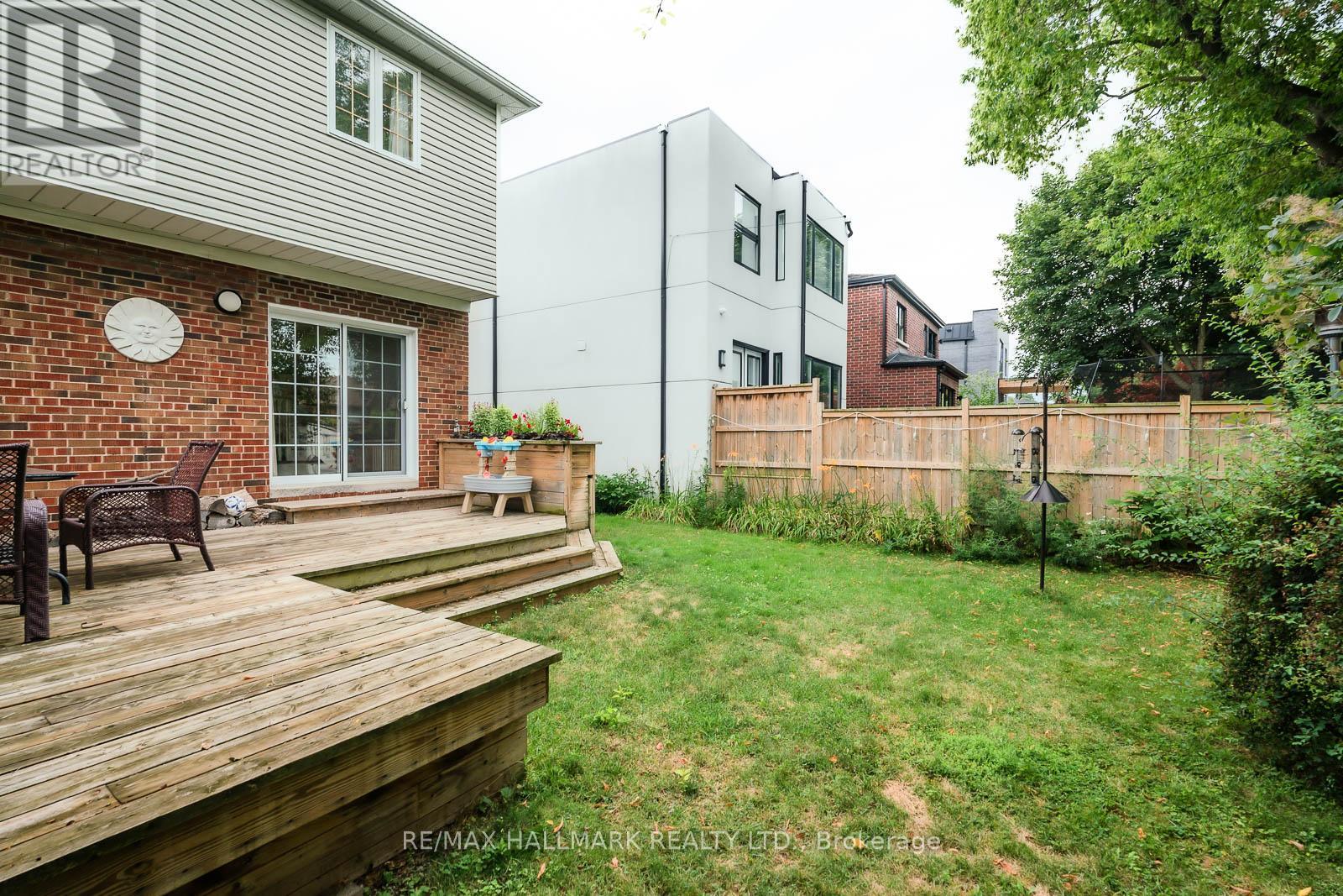 42 HUNT CLUB DRIVE
