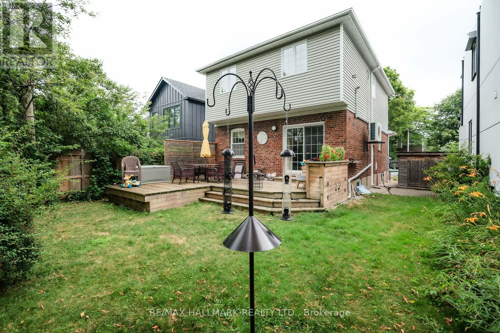 42 HUNT CLUB DRIVE