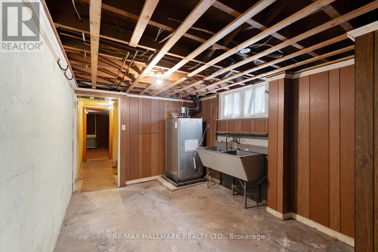 35 ELMVIEW DRIVE