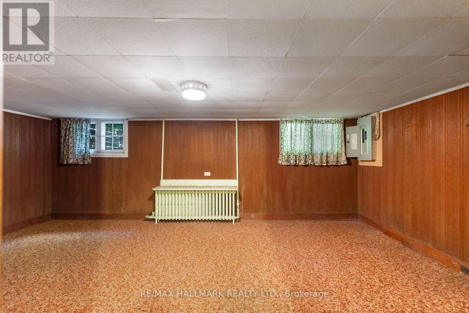 35 ELMVIEW DRIVE