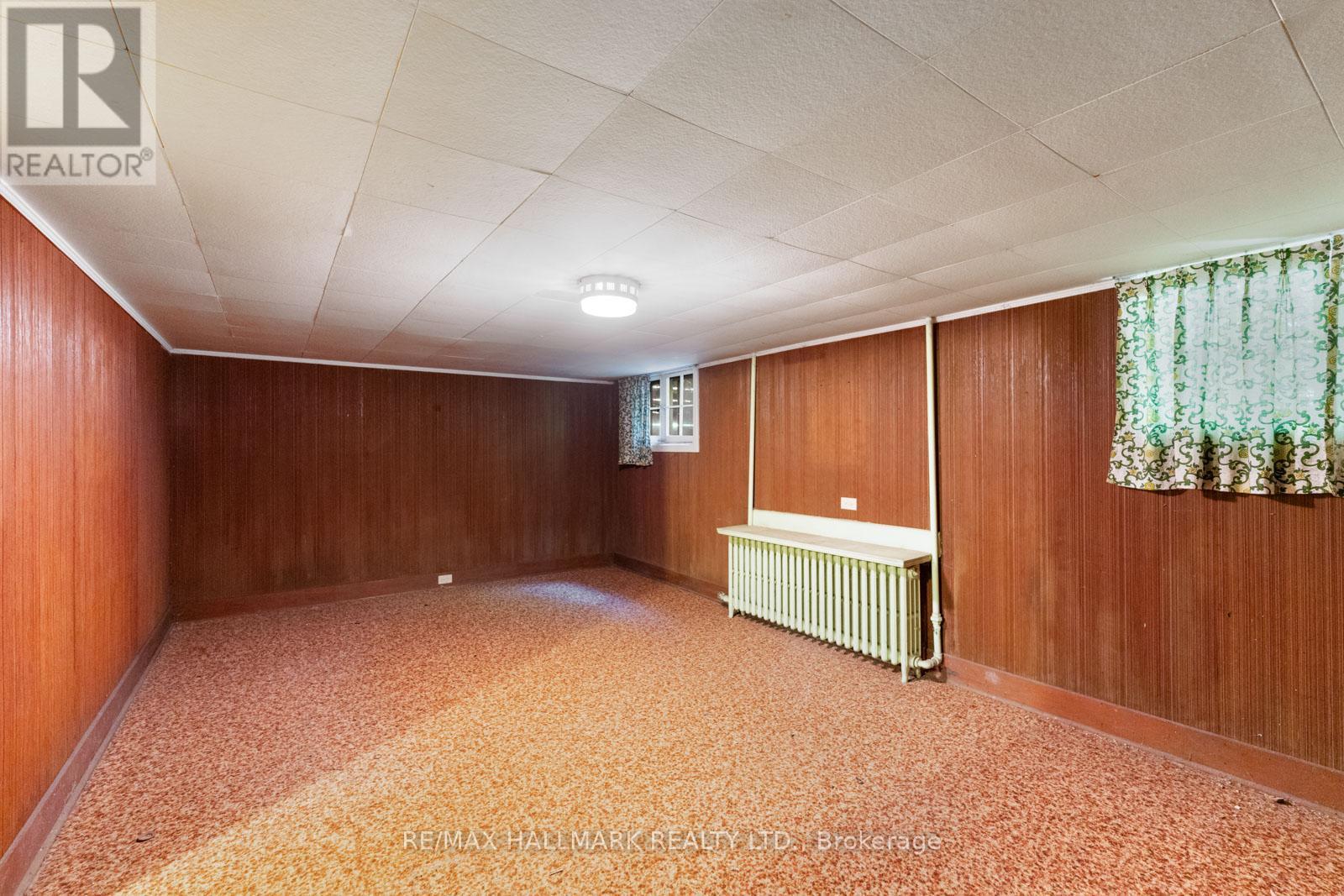 35 ELMVIEW DRIVE