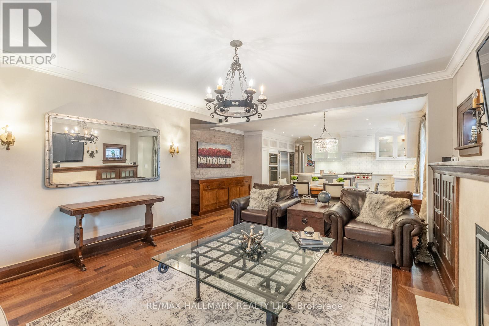 MAIN - 24 HAMMERSMITH AVENUE