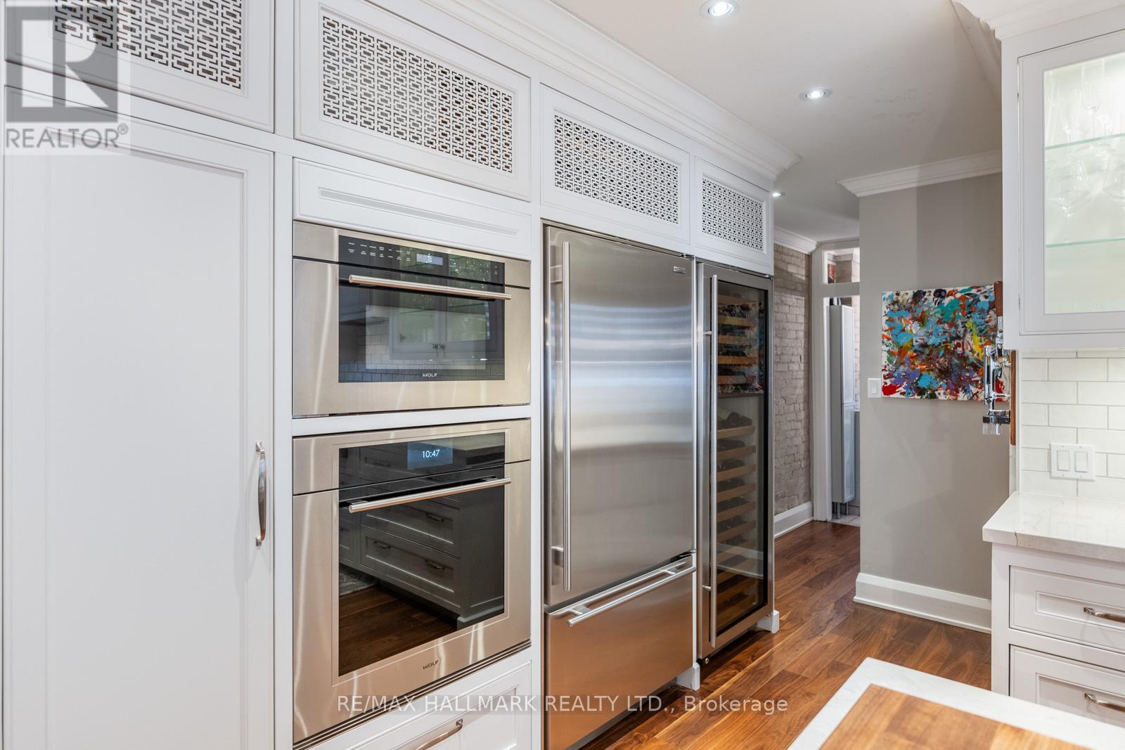 MAIN - 24 HAMMERSMITH AVENUE