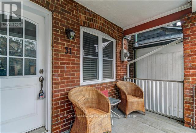 31 HIAWATHA ROAD