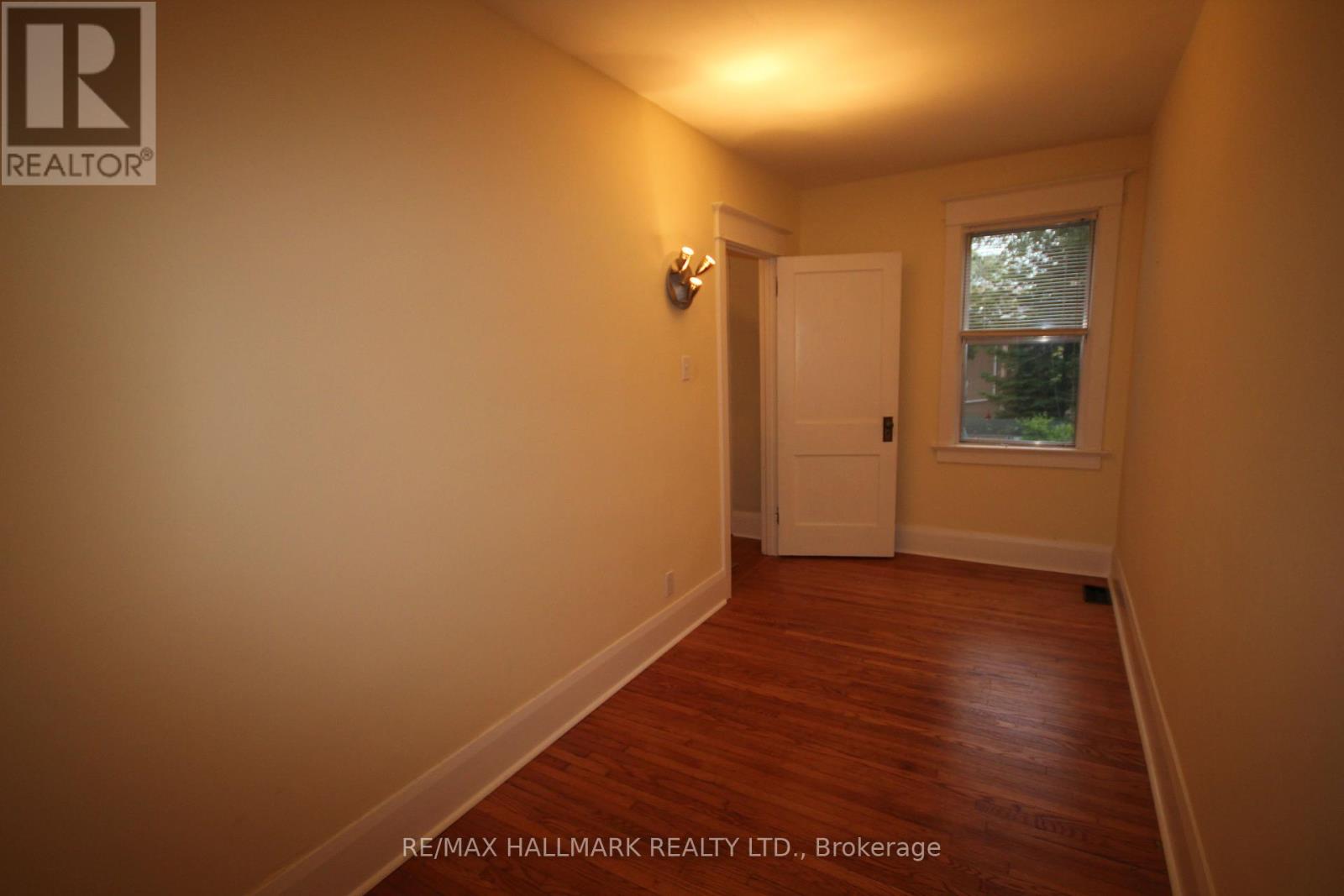 31 HIAWATHA ROAD