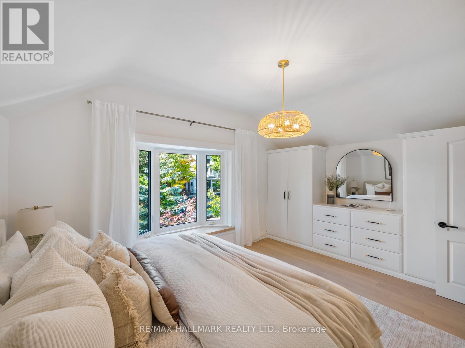 95 SILVER BIRCH AVENUE