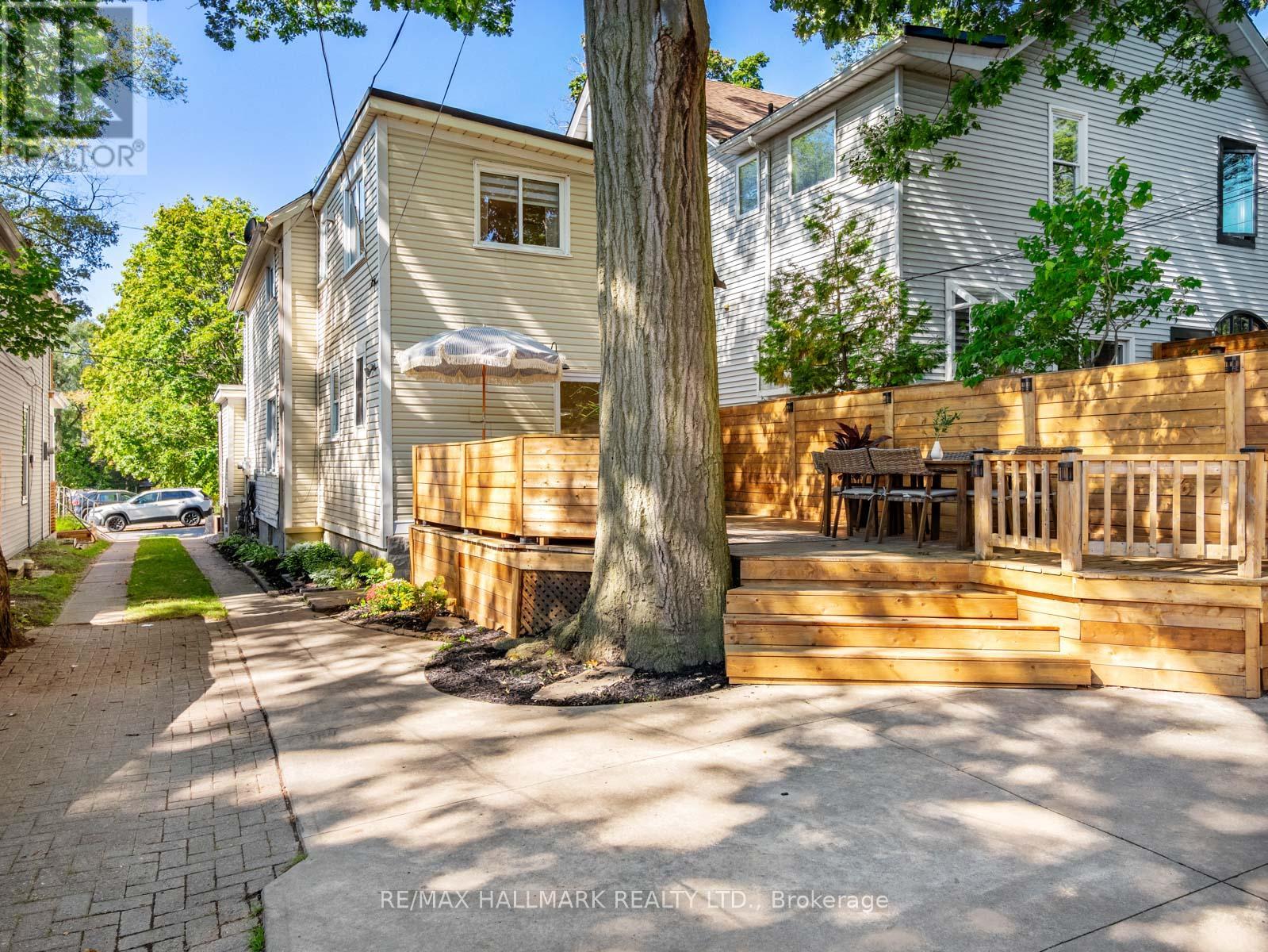 95 SILVER BIRCH AVENUE