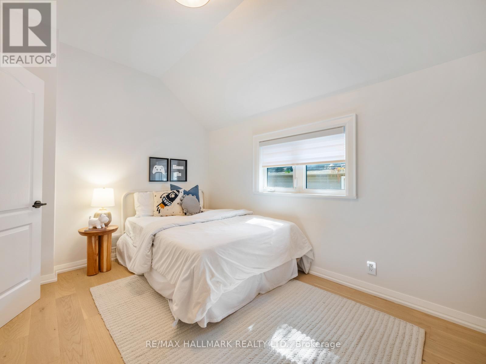 95 SILVER BIRCH AVENUE