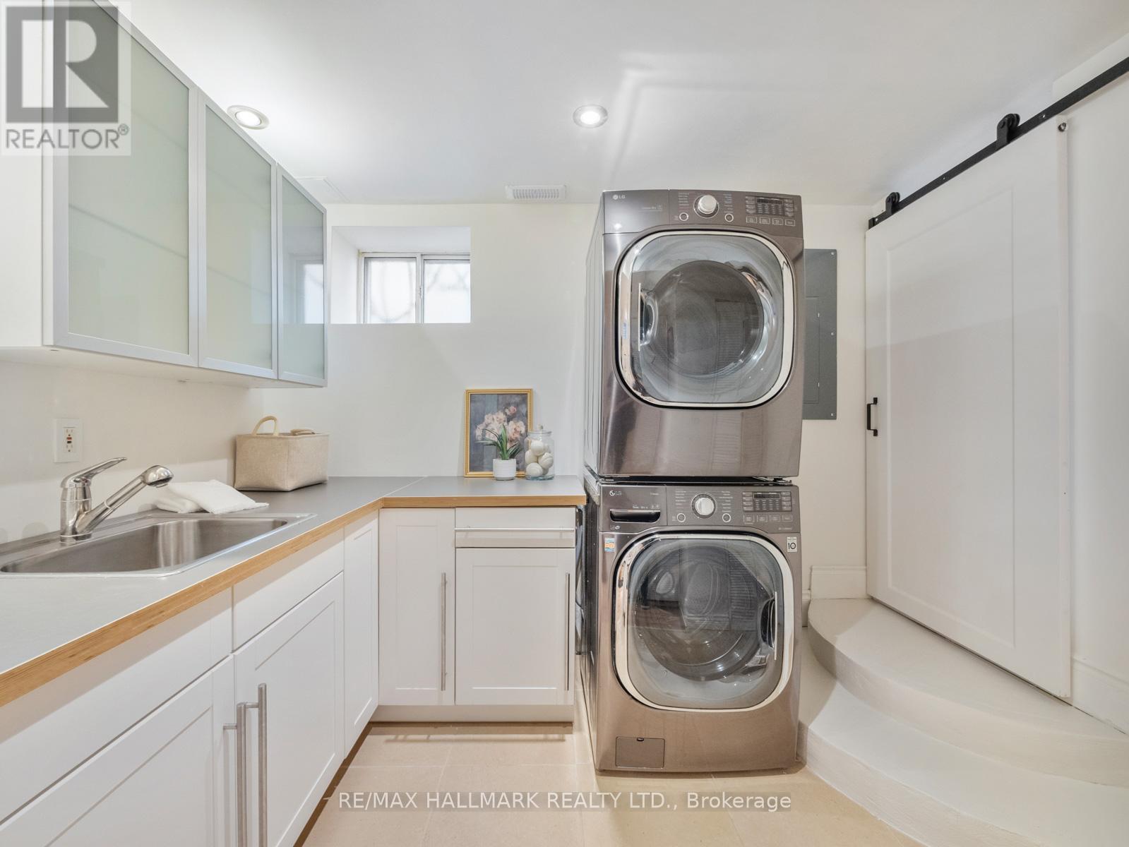 95 SILVER BIRCH AVENUE