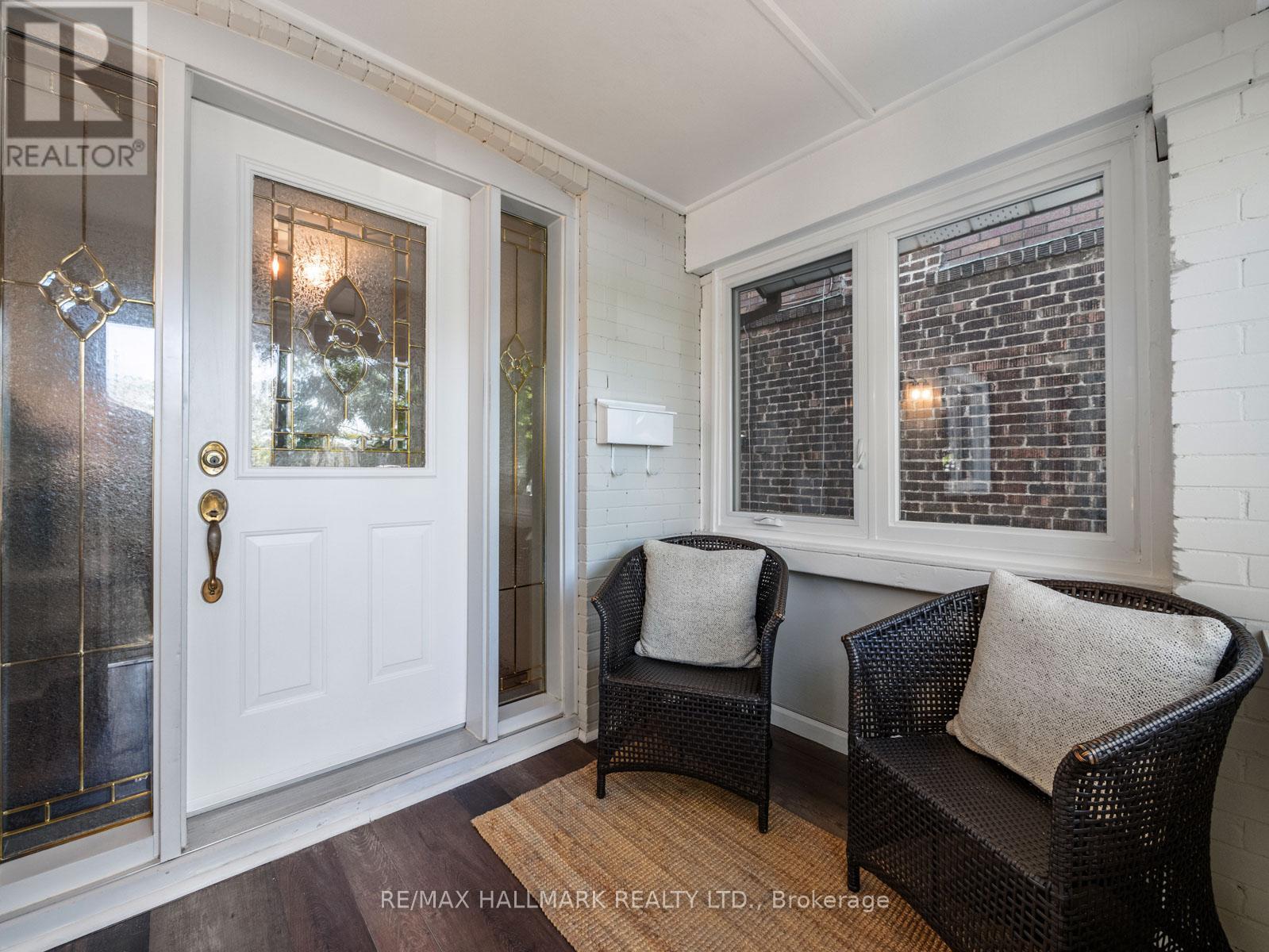 215 GOLFVIEW AVENUE