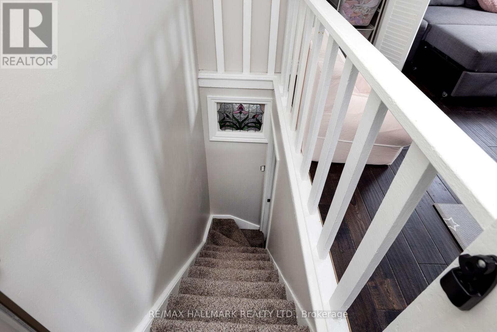 1 HERBERT AVENUE