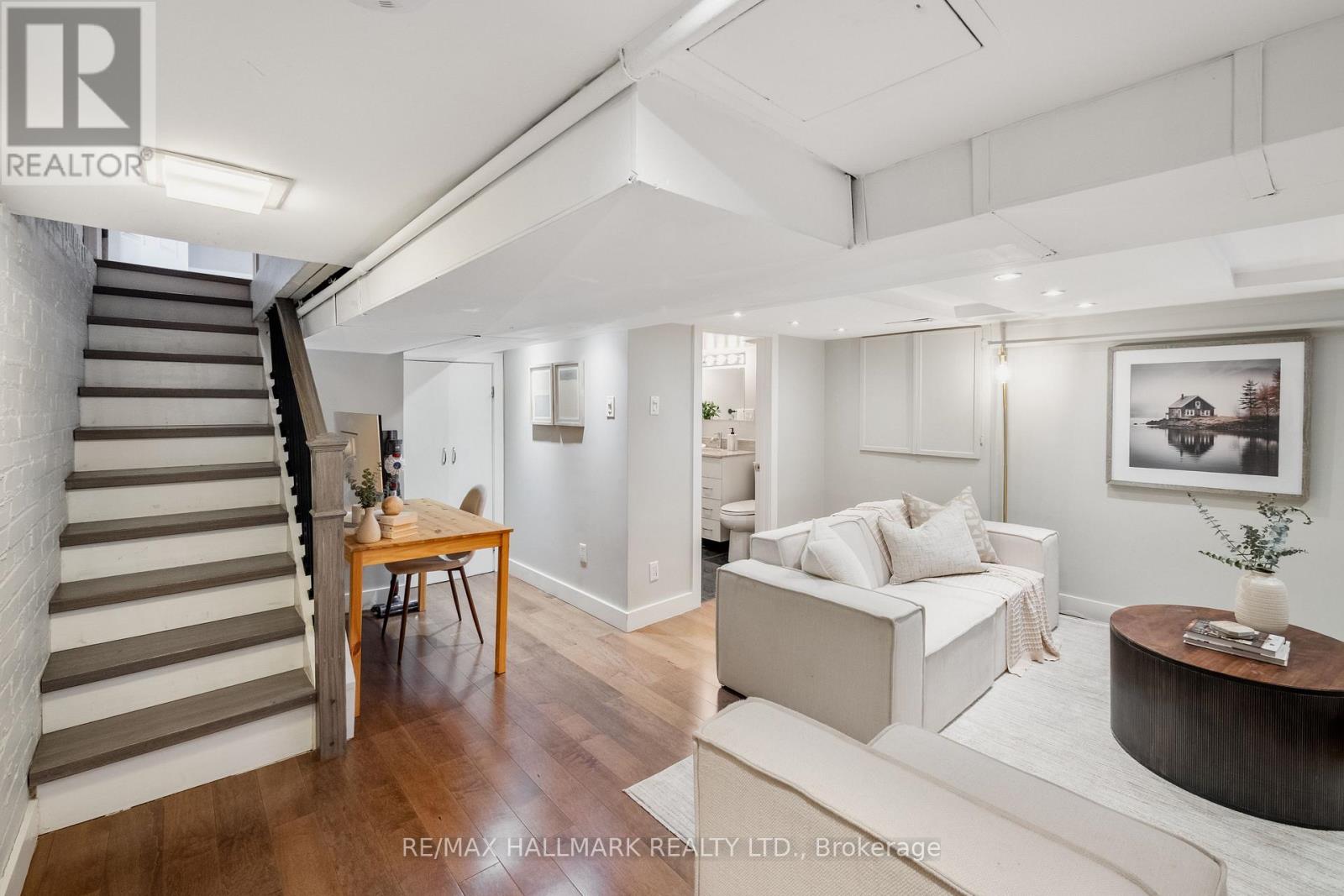 1 HEYWORTH CRESCENT