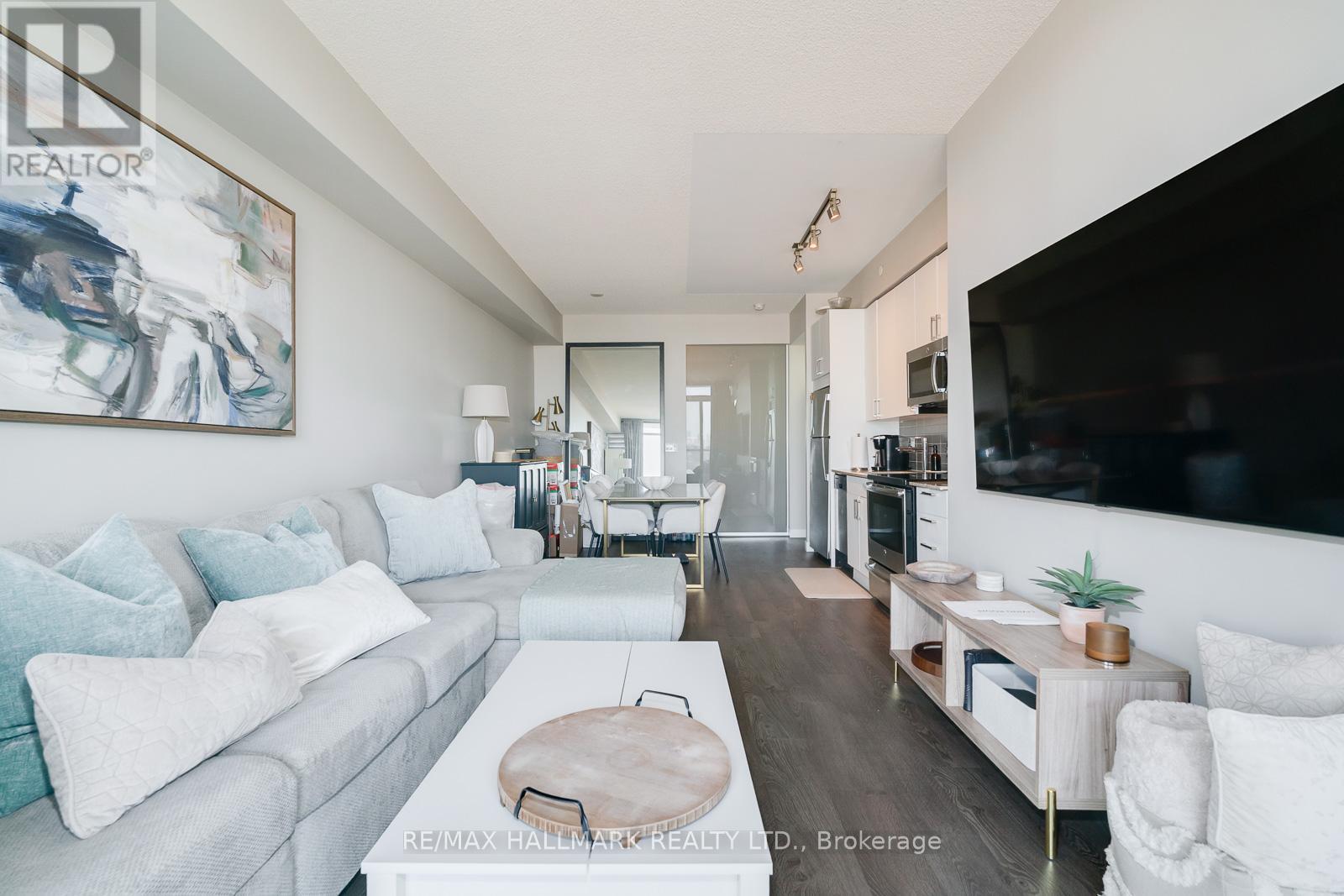 514 - 2055 DANFORTH AVENUE