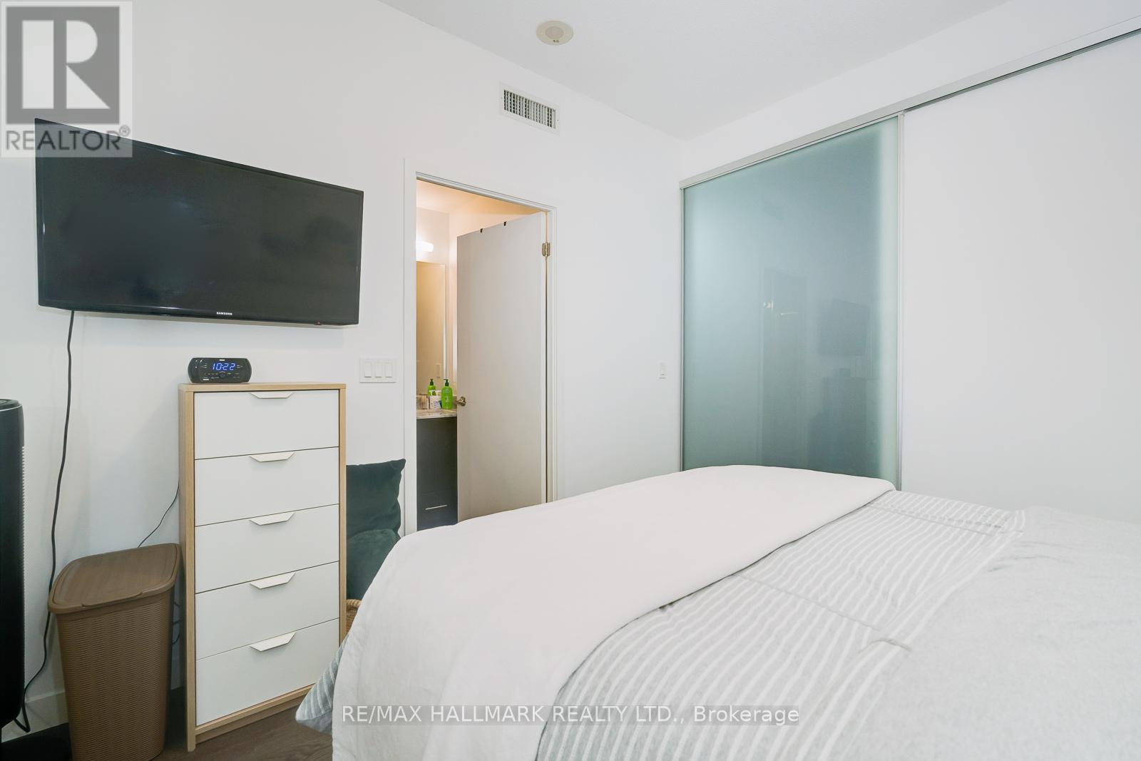 514 - 2055 DANFORTH AVENUE