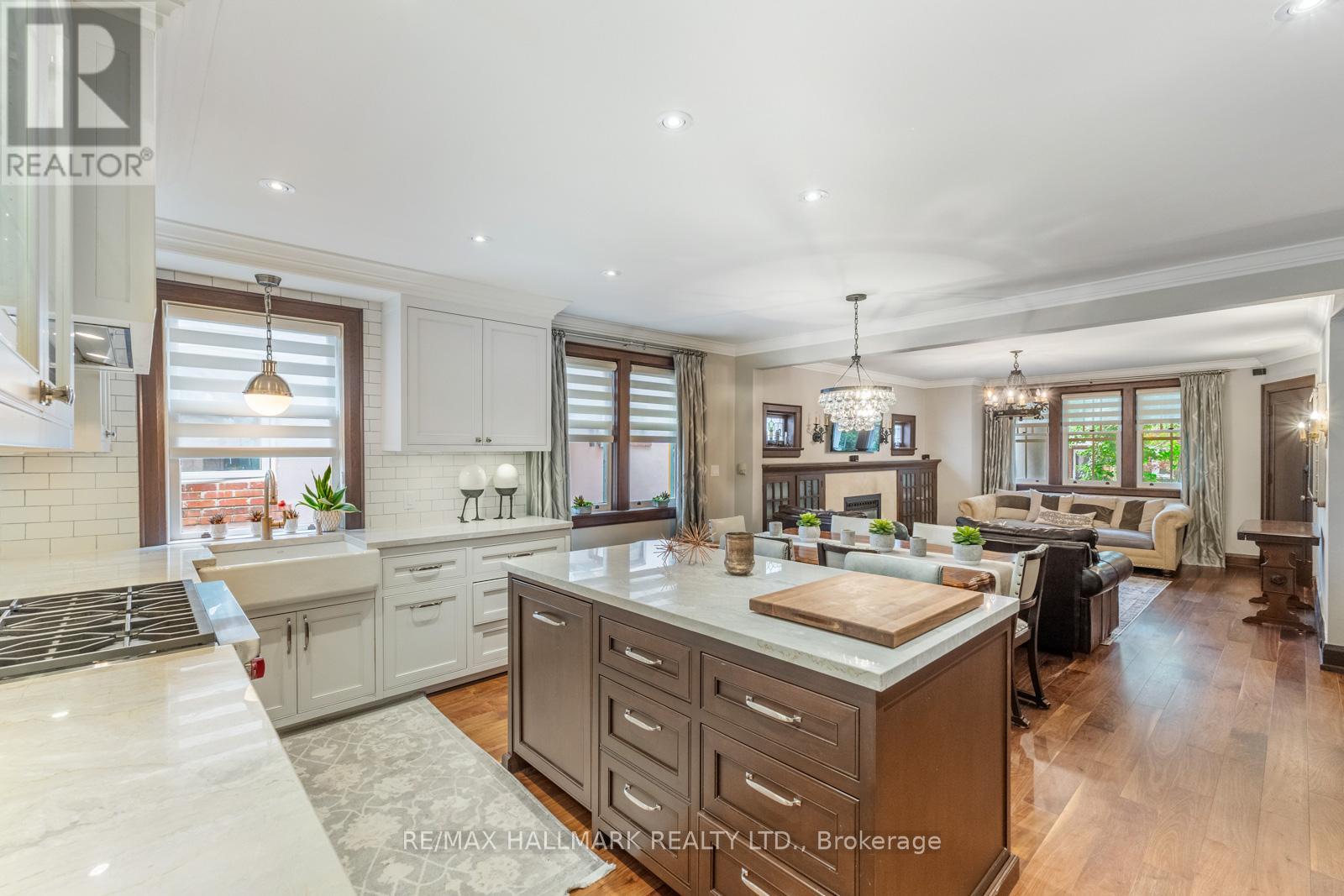 MAIN - 24 HAMMERSMITH AVENUE