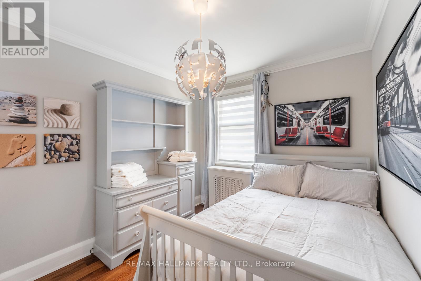 MAIN - 24 HAMMERSMITH AVENUE