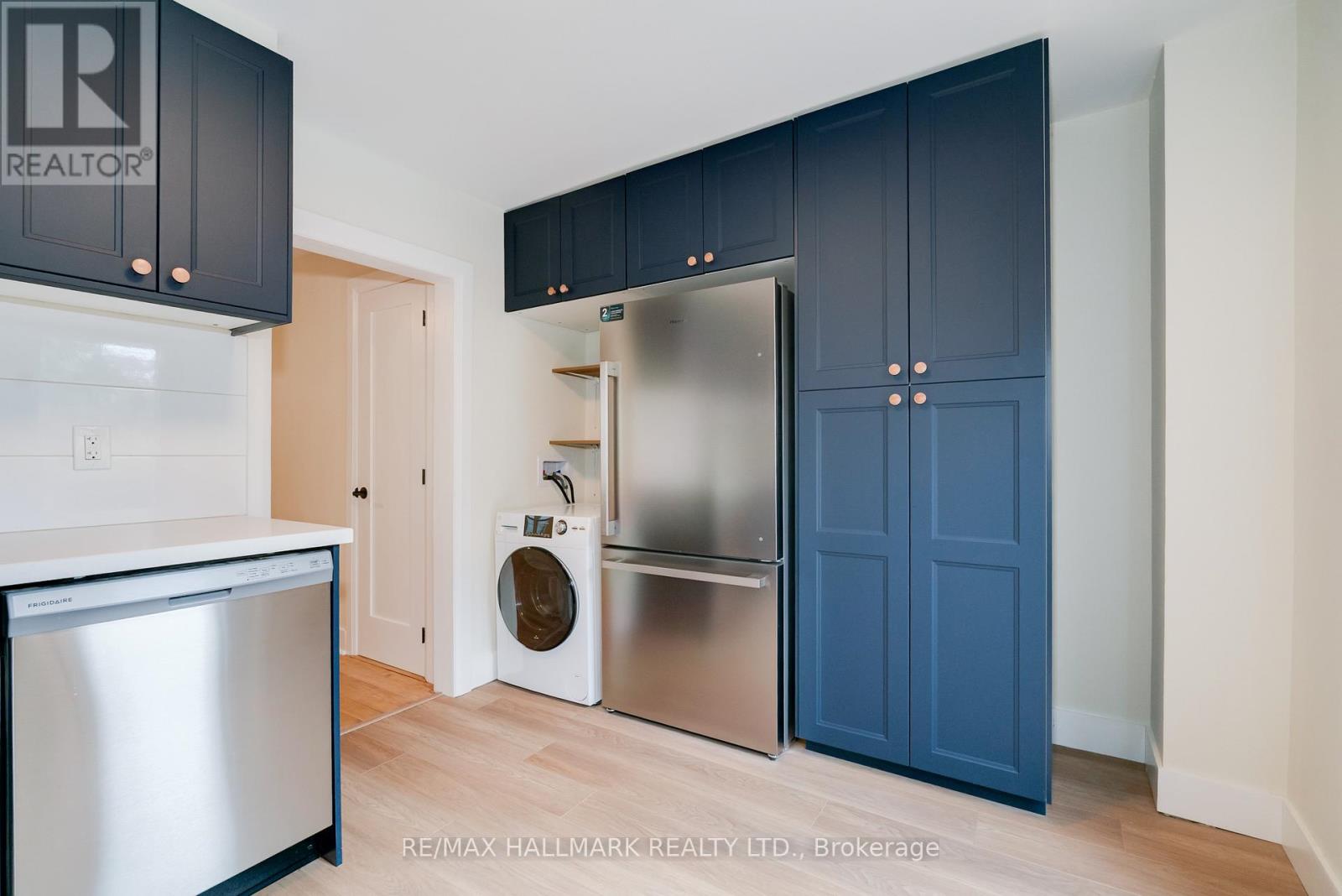 36 RUSHBROOKE AVENUE