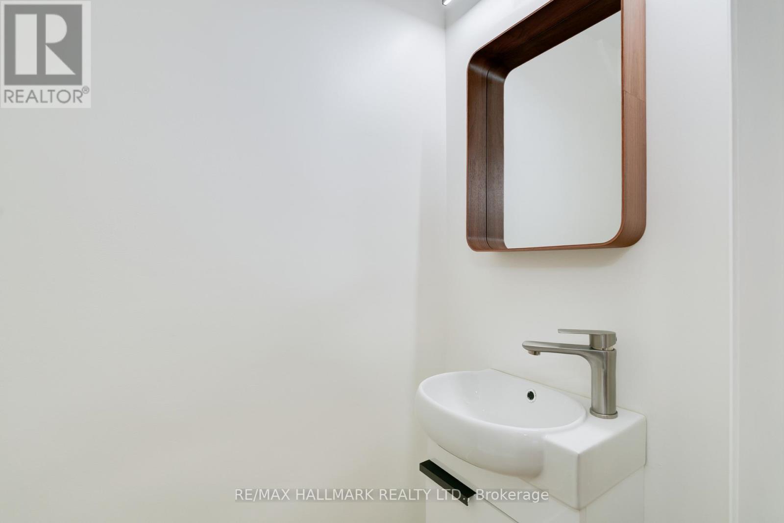 36 RUSHBROOKE AVENUE