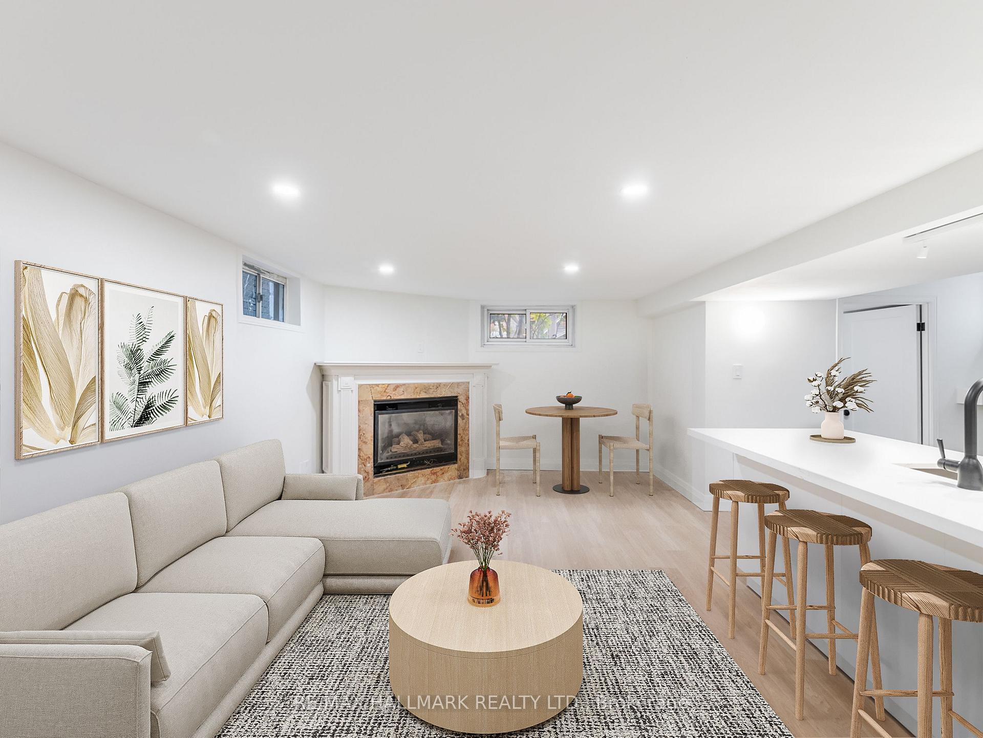 588 Victoria Park Avenue Lower