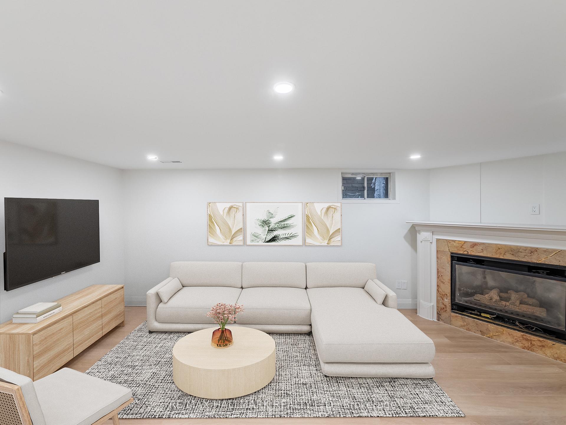 588 Victoria Park Avenue Lower