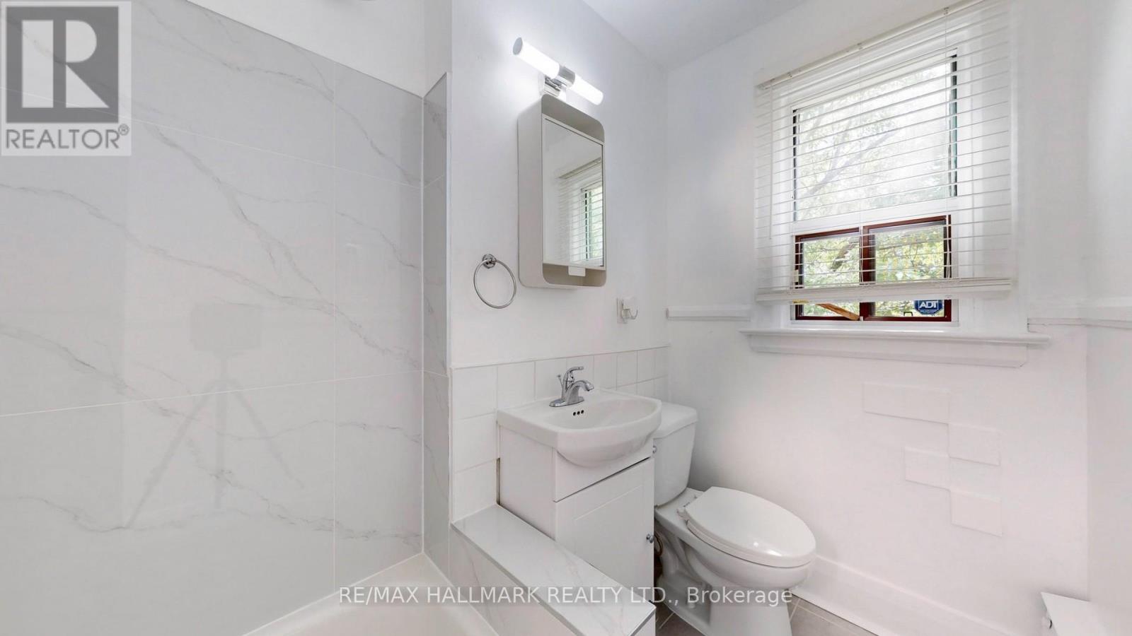 UPPER - 215 KINGSTON ROAD