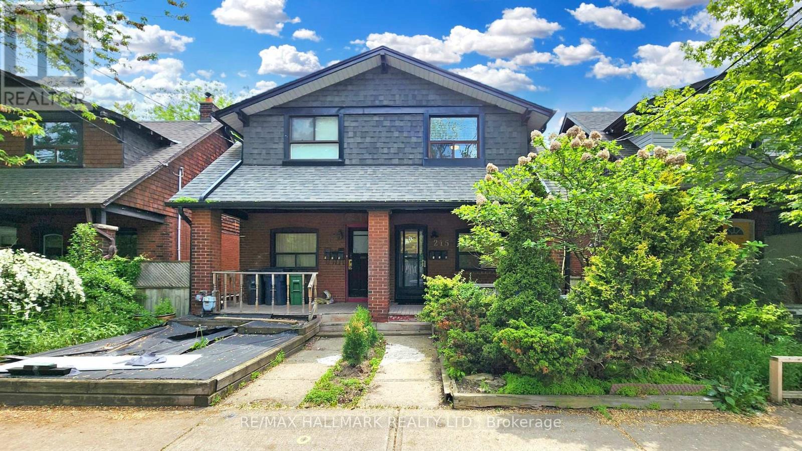 UPPER - 215 KINGSTON ROAD