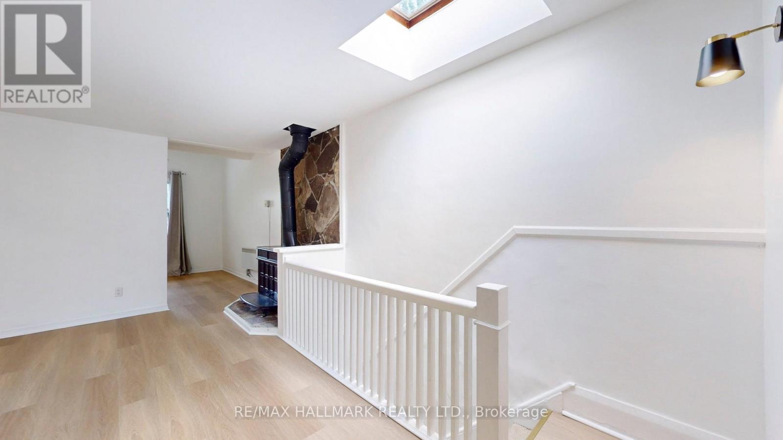 UPPER - 215 KINGSTON ROAD