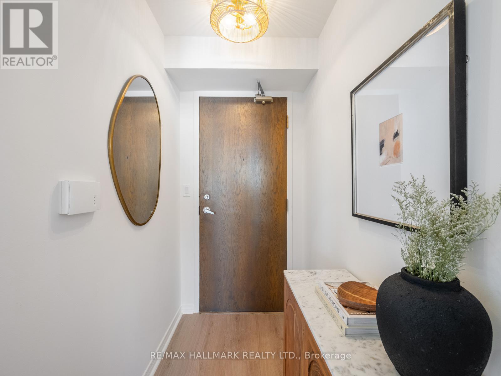 211 - 1765 QUEEN STREET E