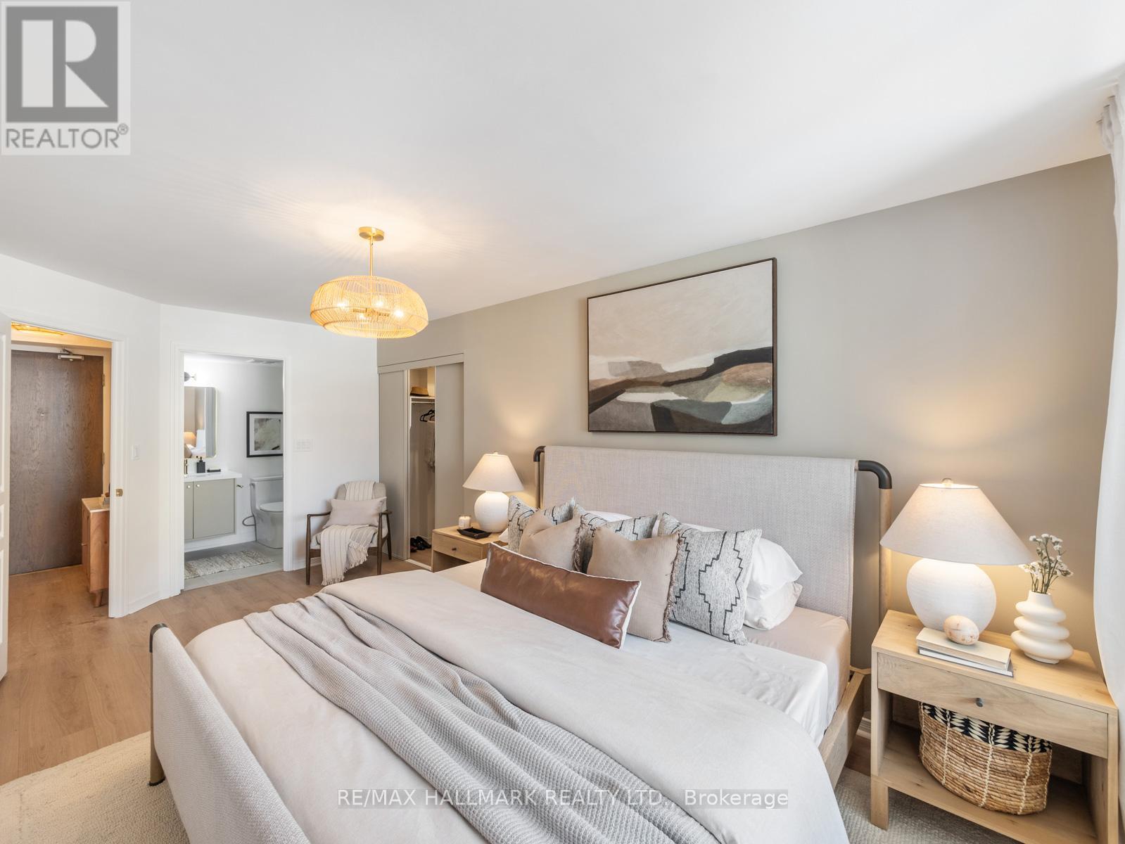 211 - 1765 QUEEN STREET E