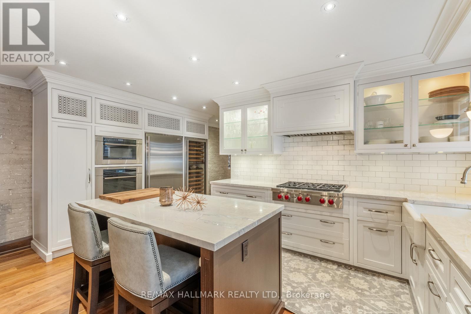 MAIN - 24 HAMMERSMITH AVENUE