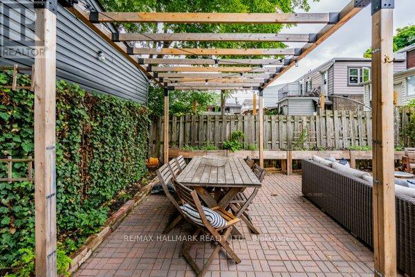 UPPER - 736 WOODBINE AVENUE