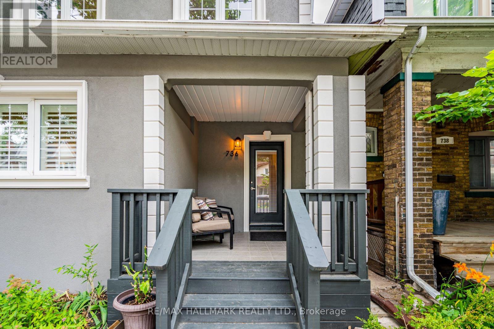 UPPER - 736 WOODBINE AVENUE