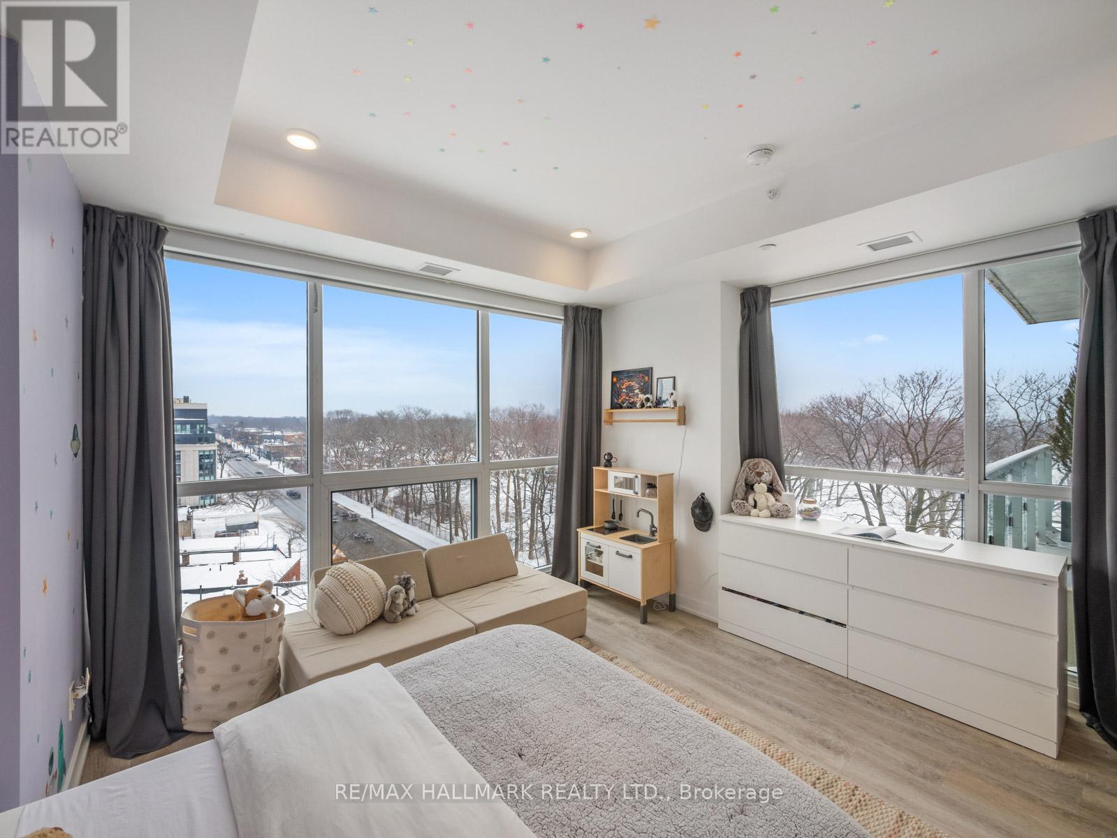 604 - 1350 KINGSTON ROAD