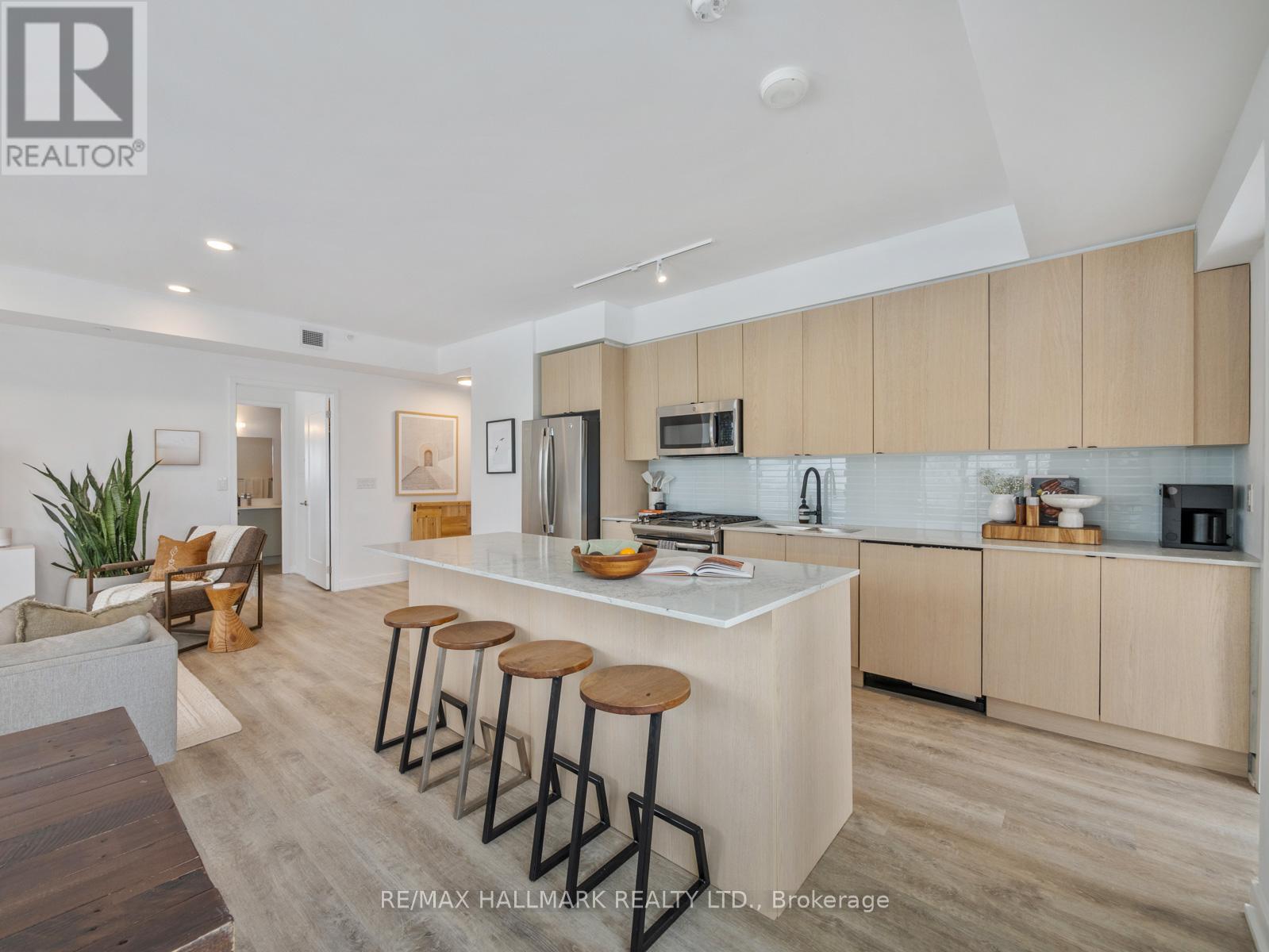 604 - 1350 KINGSTON ROAD