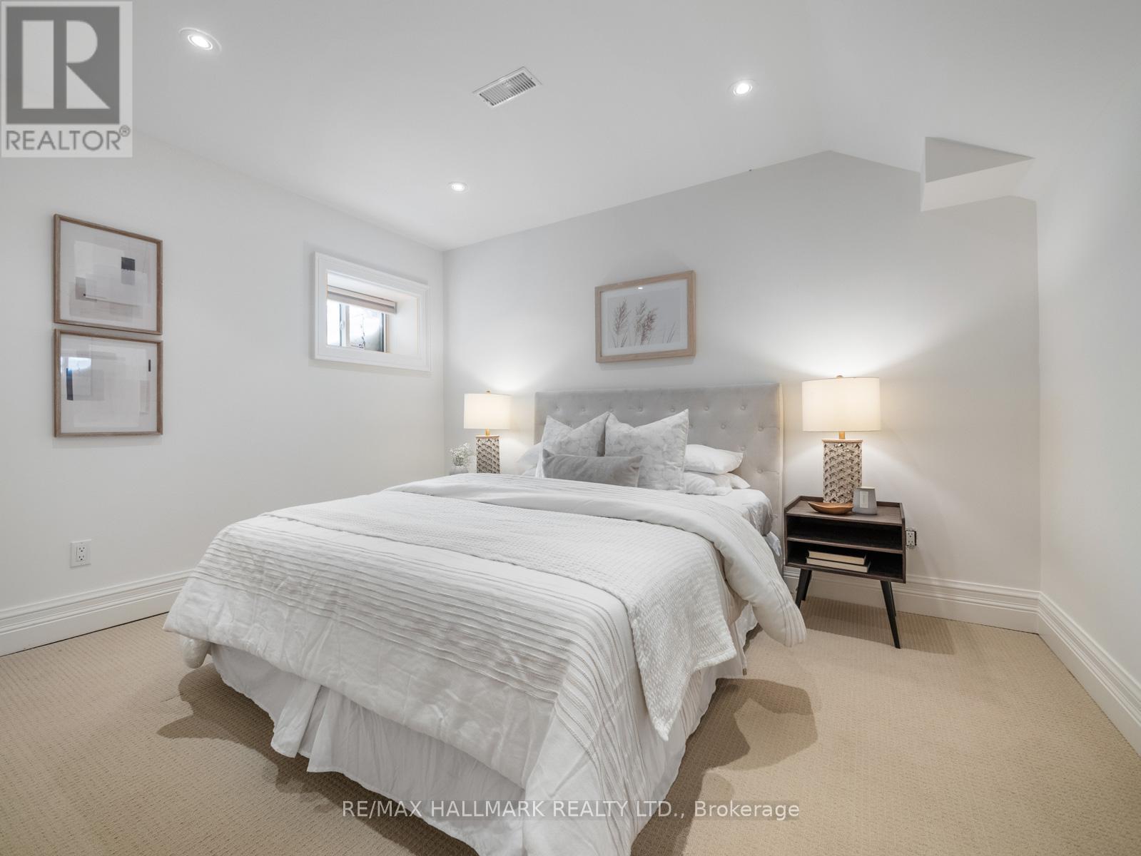 17 WOODLAND PARK ROAD