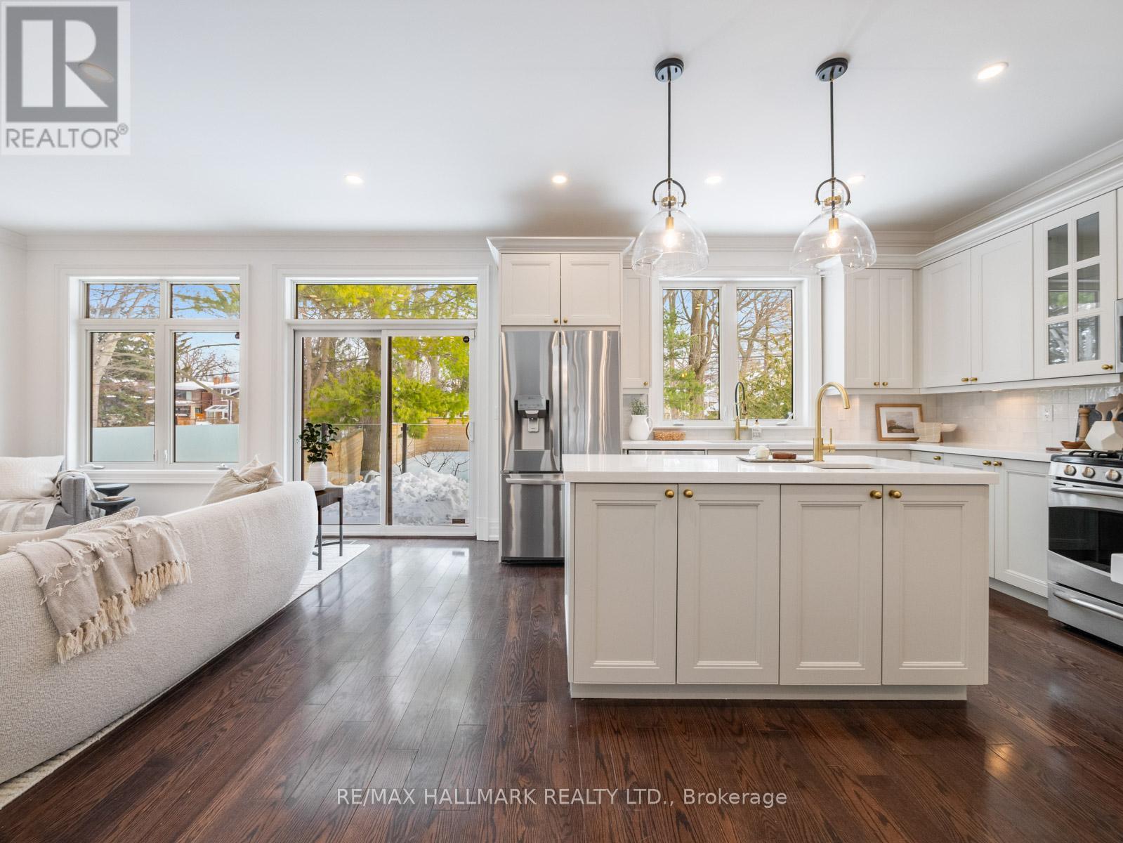 17 WOODLAND PARK ROAD