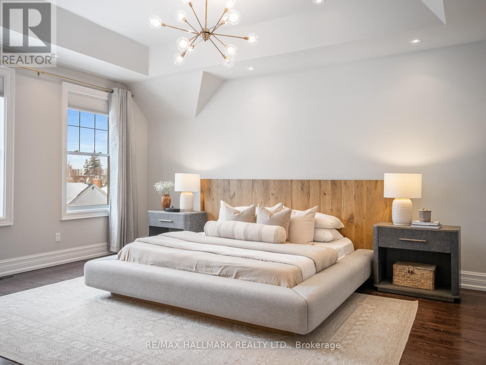 17 WOODLAND PARK ROAD