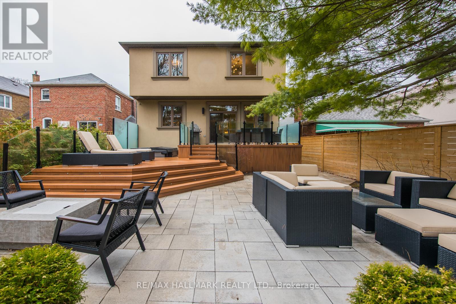 17 WOODLAND PARK ROAD