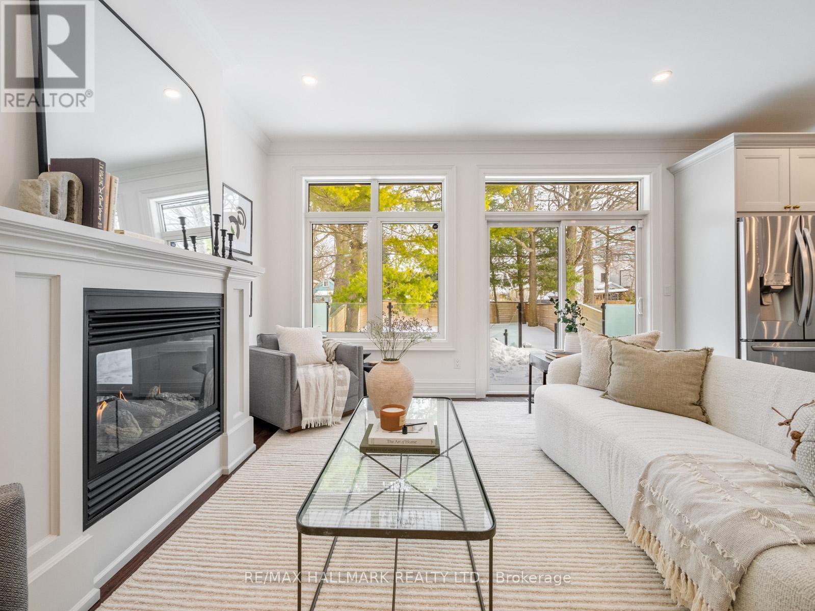 17 WOODLAND PARK ROAD