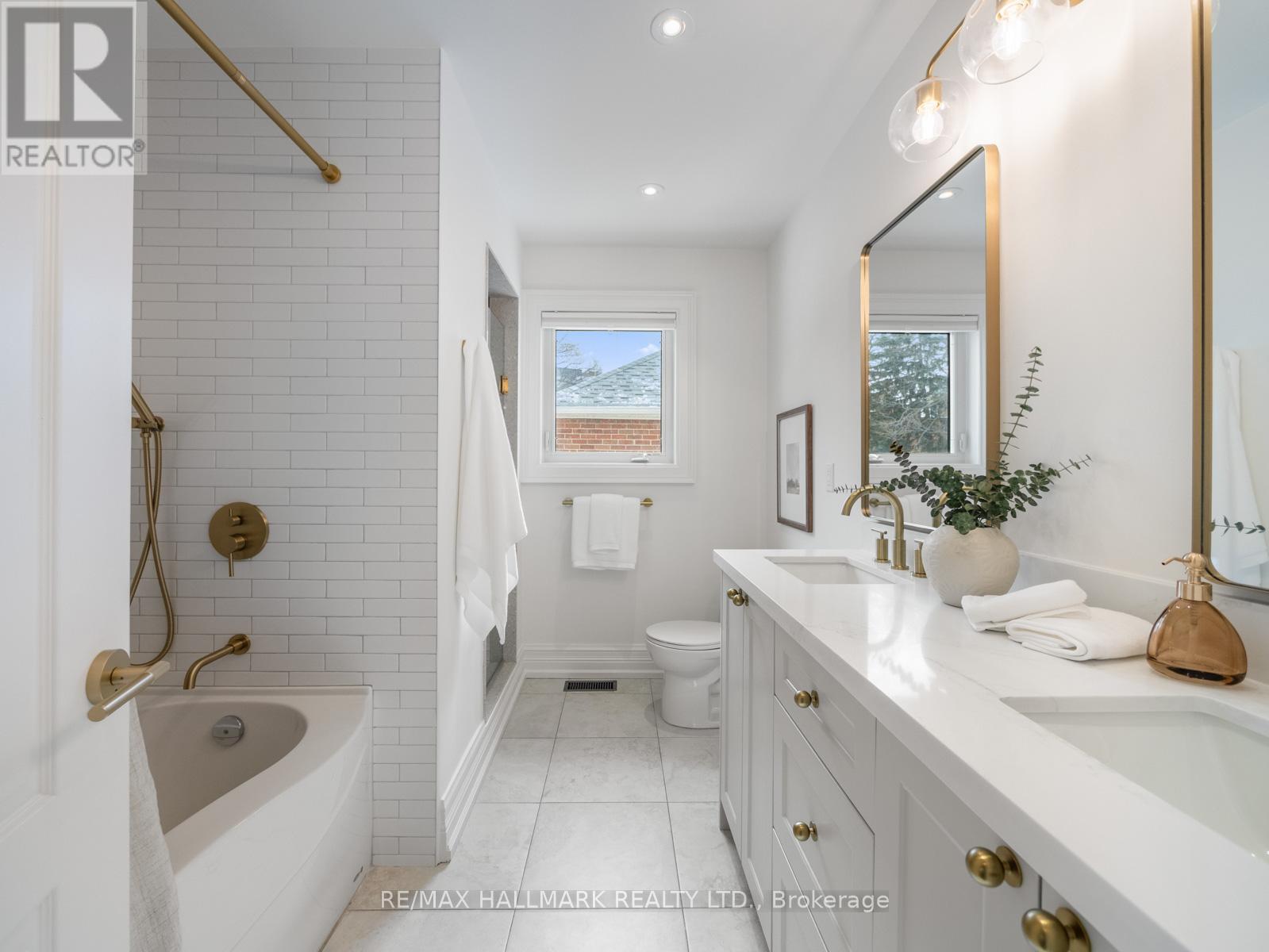 17 WOODLAND PARK ROAD