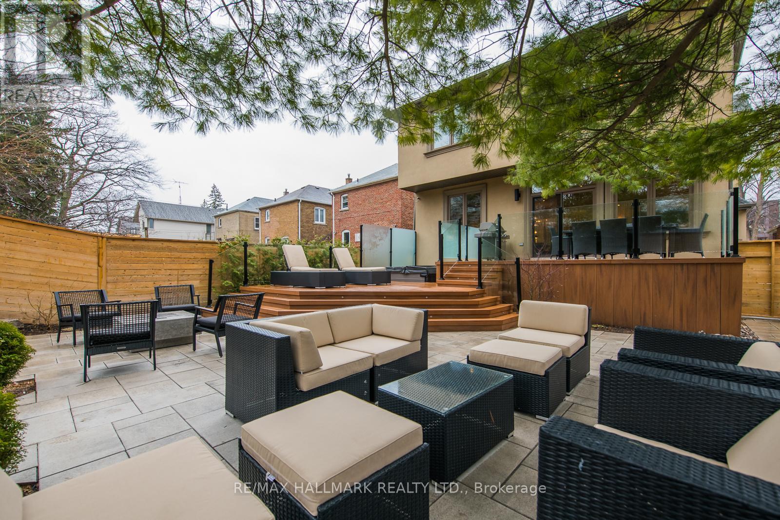 17 WOODLAND PARK ROAD