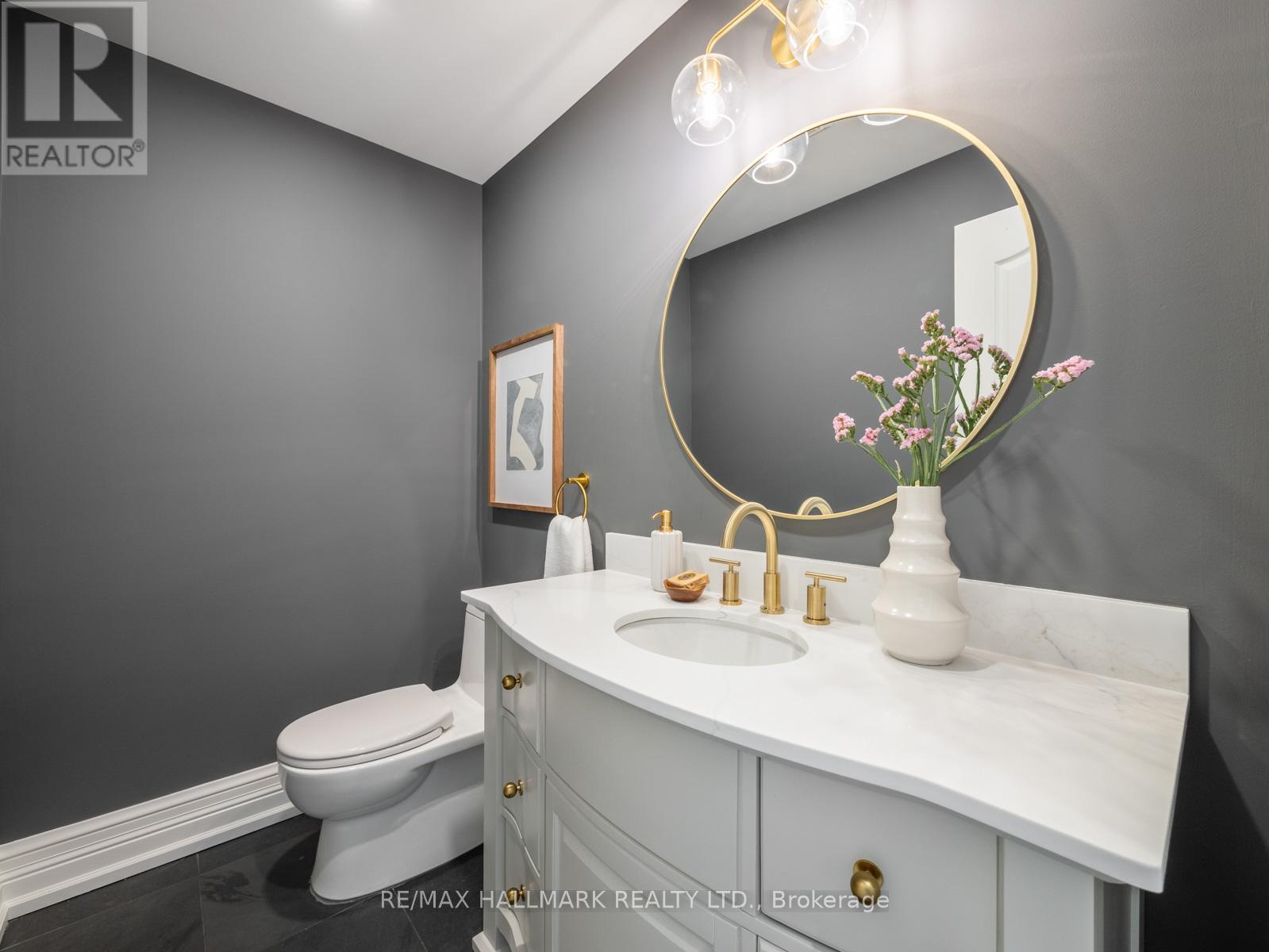 17 WOODLAND PARK ROAD