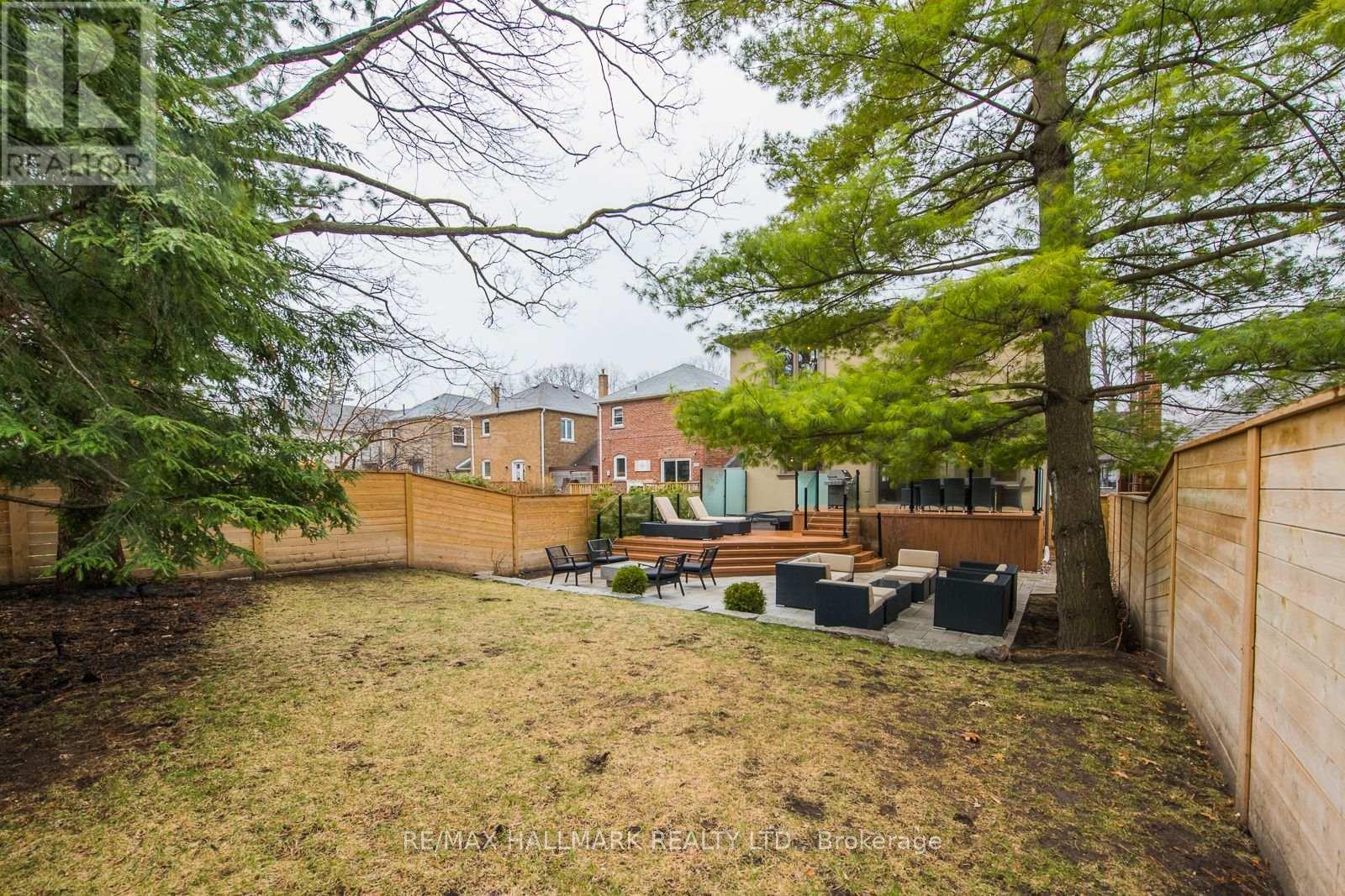 17 WOODLAND PARK ROAD